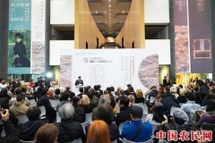 纤维艺术连通世界：“从洛桑到北京”第十届国际纤维艺术双年展清华大学开幕