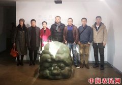 
        雕塑装置艺术展的“第二现场”亮相桥舍画廊
