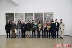 
        “哈内姆勒-版画艺术三人展——王家增、范敏、徐宝中”于今日美术馆开幕
