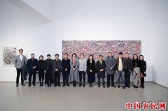 
        “凡尘——王新福作品展”于今曰美术馆开幕
